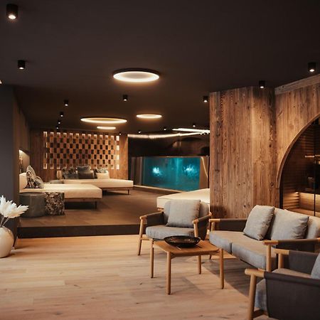 Luxury Chalet P Ortisei Luaran gambar