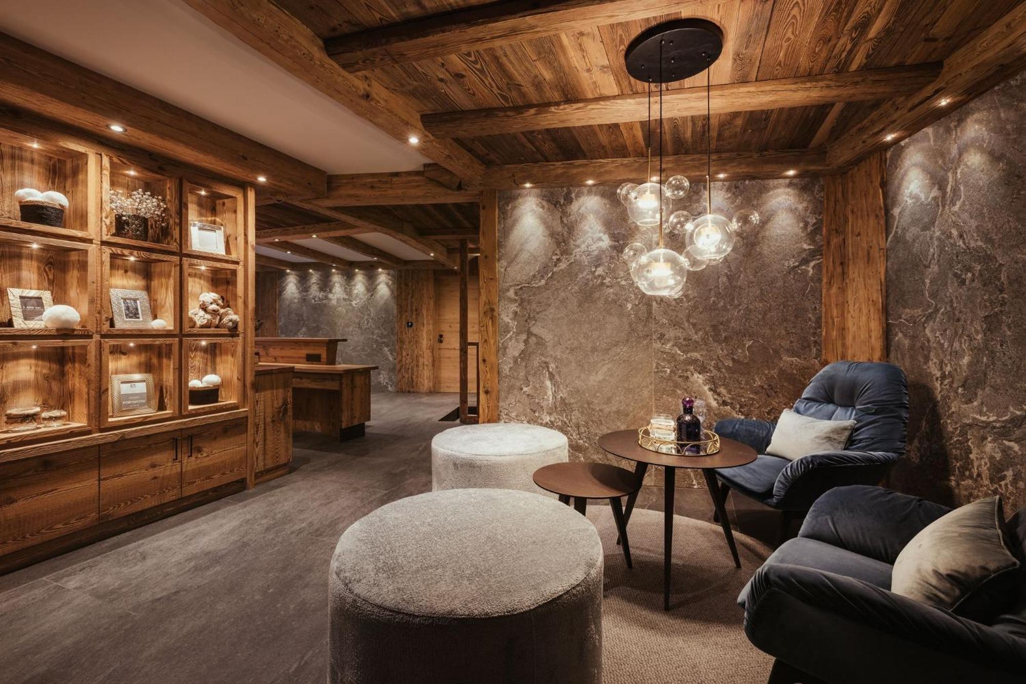Luxury Chalet P Ortisei Luaran gambar