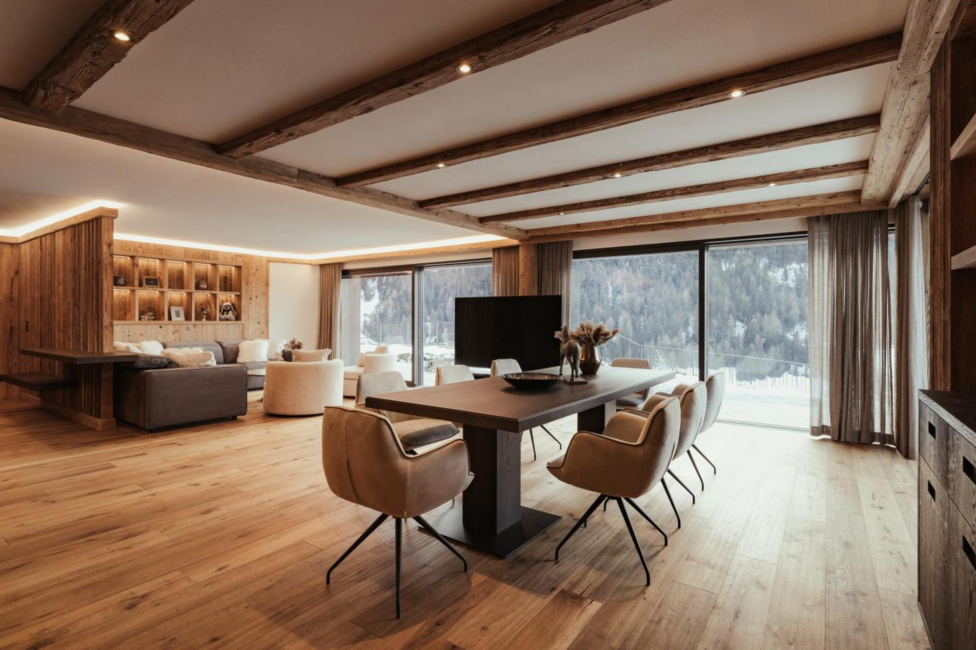 Luxury Chalet P Ortisei Luaran gambar