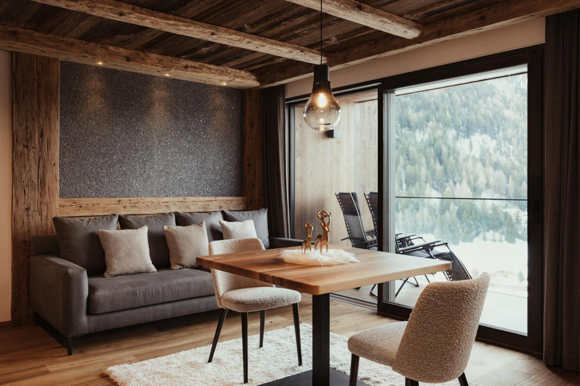 Luxury Chalet P Ortisei Luaran gambar