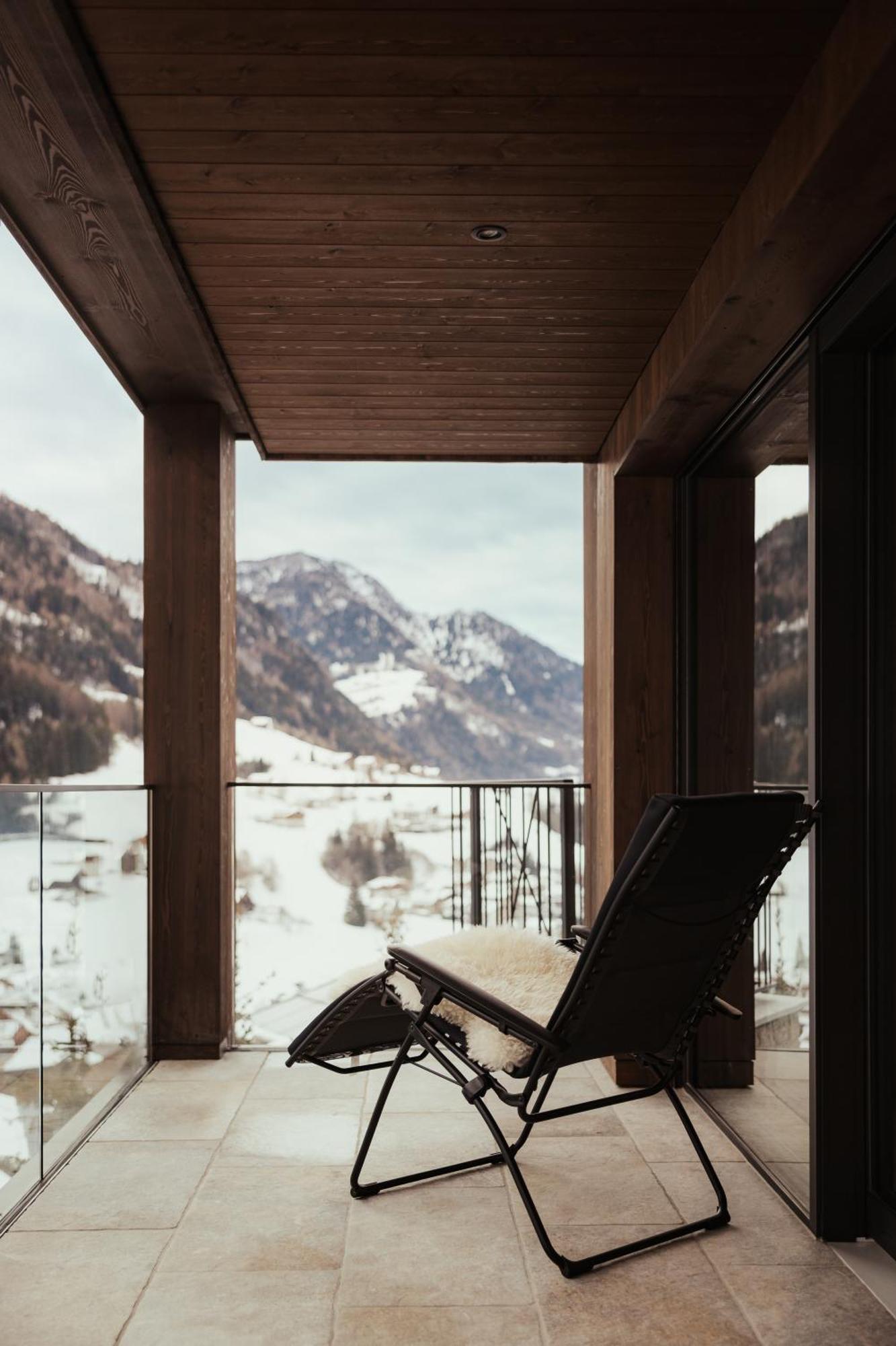 Luxury Chalet P Ortisei Luaran gambar